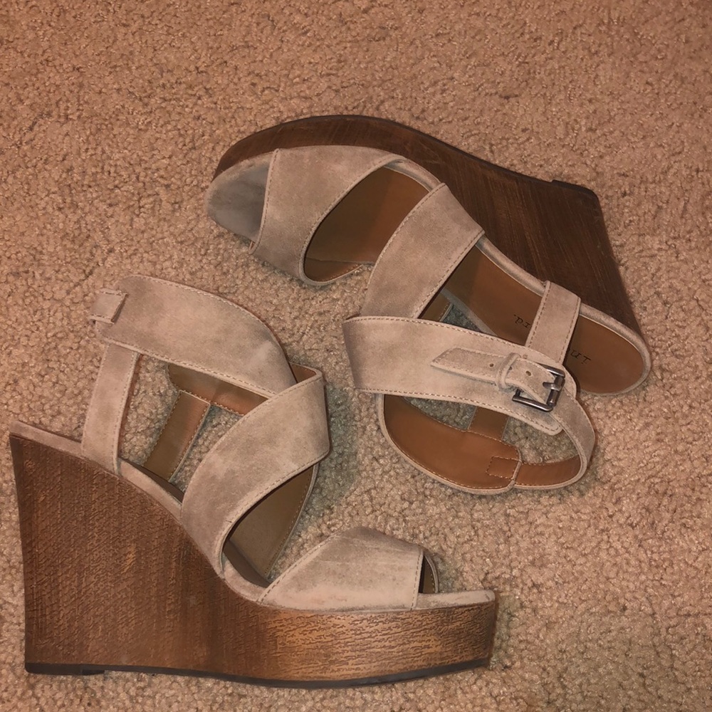 Indigo Rd tan wedges - Picture 3 of 4